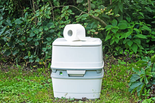 Best Portable restroom trailer rental  in Gateway, FL